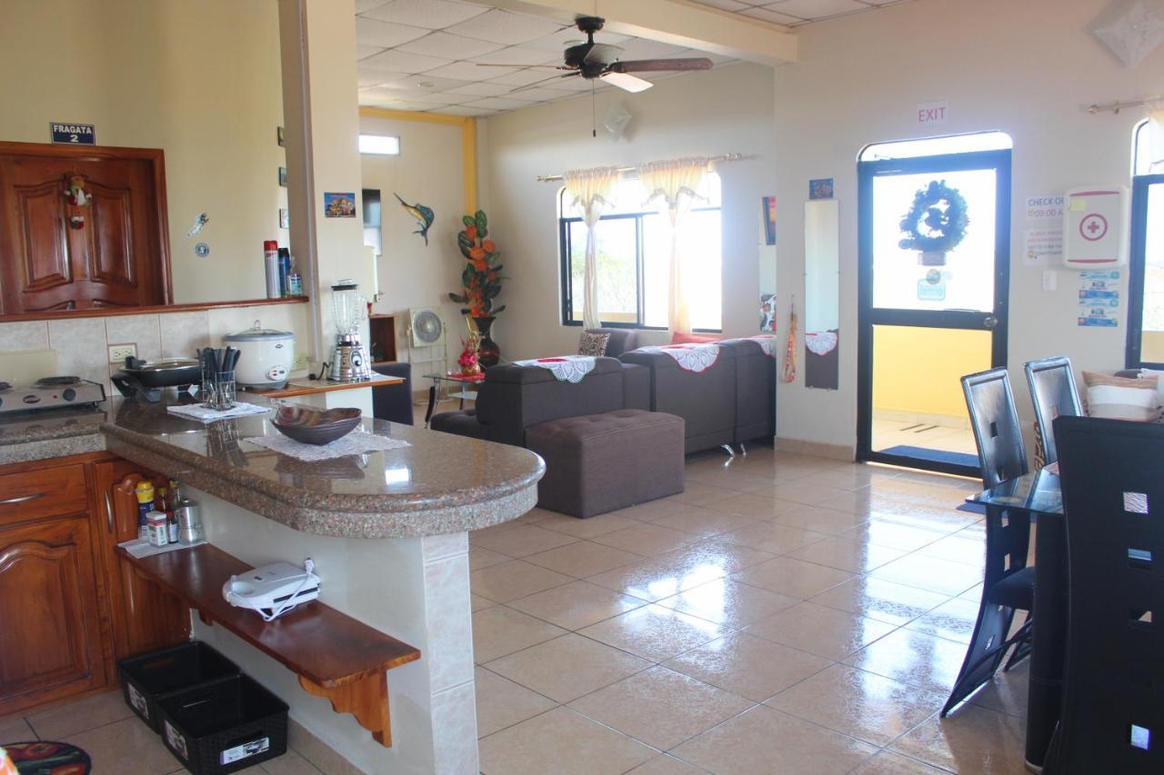 Hostal Romy Puerto Baquerizo Moreno Luaran gambar