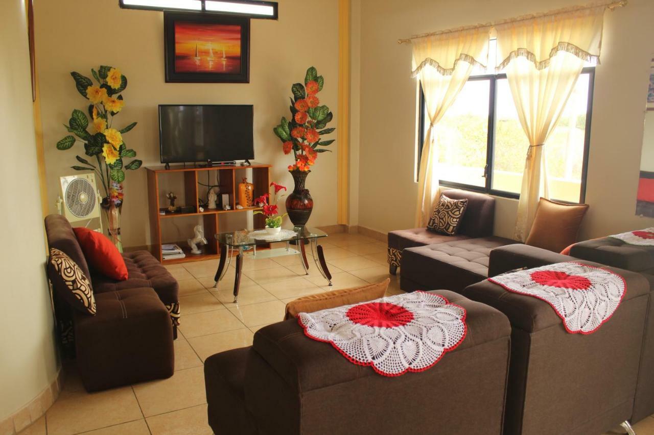 Hostal Romy Puerto Baquerizo Moreno Luaran gambar